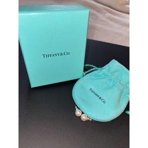 Tiffany & Co. pearl stud earrings